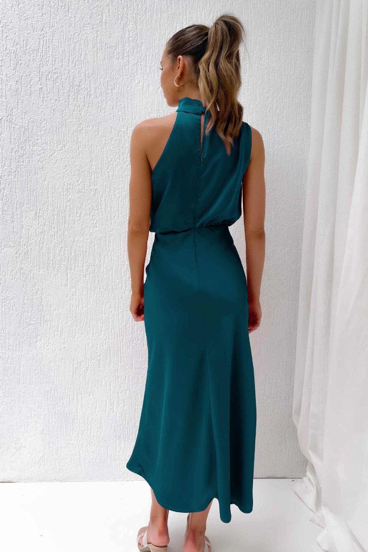 Thyra™ – Robe
