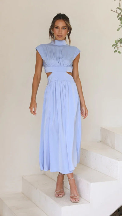 Salvina™ – Robe