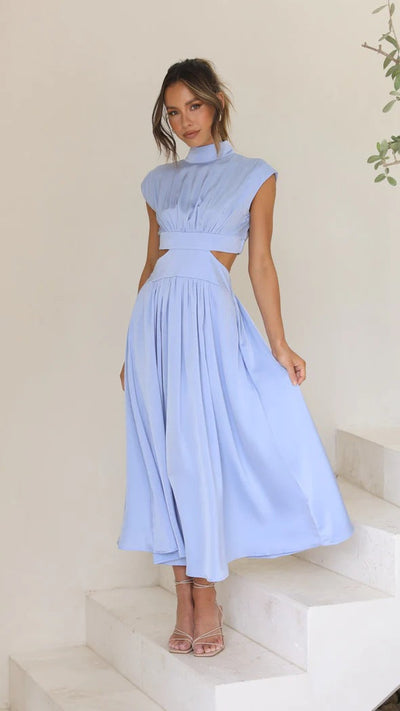 Salvina™ – Robe
