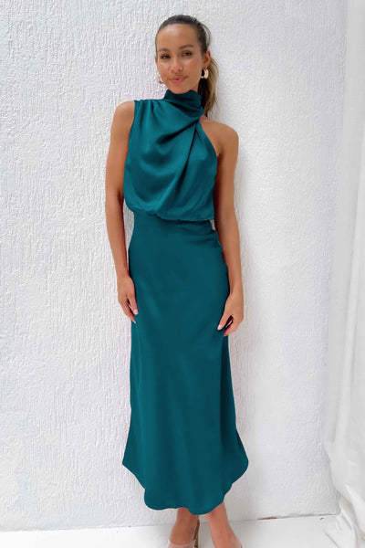 Thyra™ – Robe
