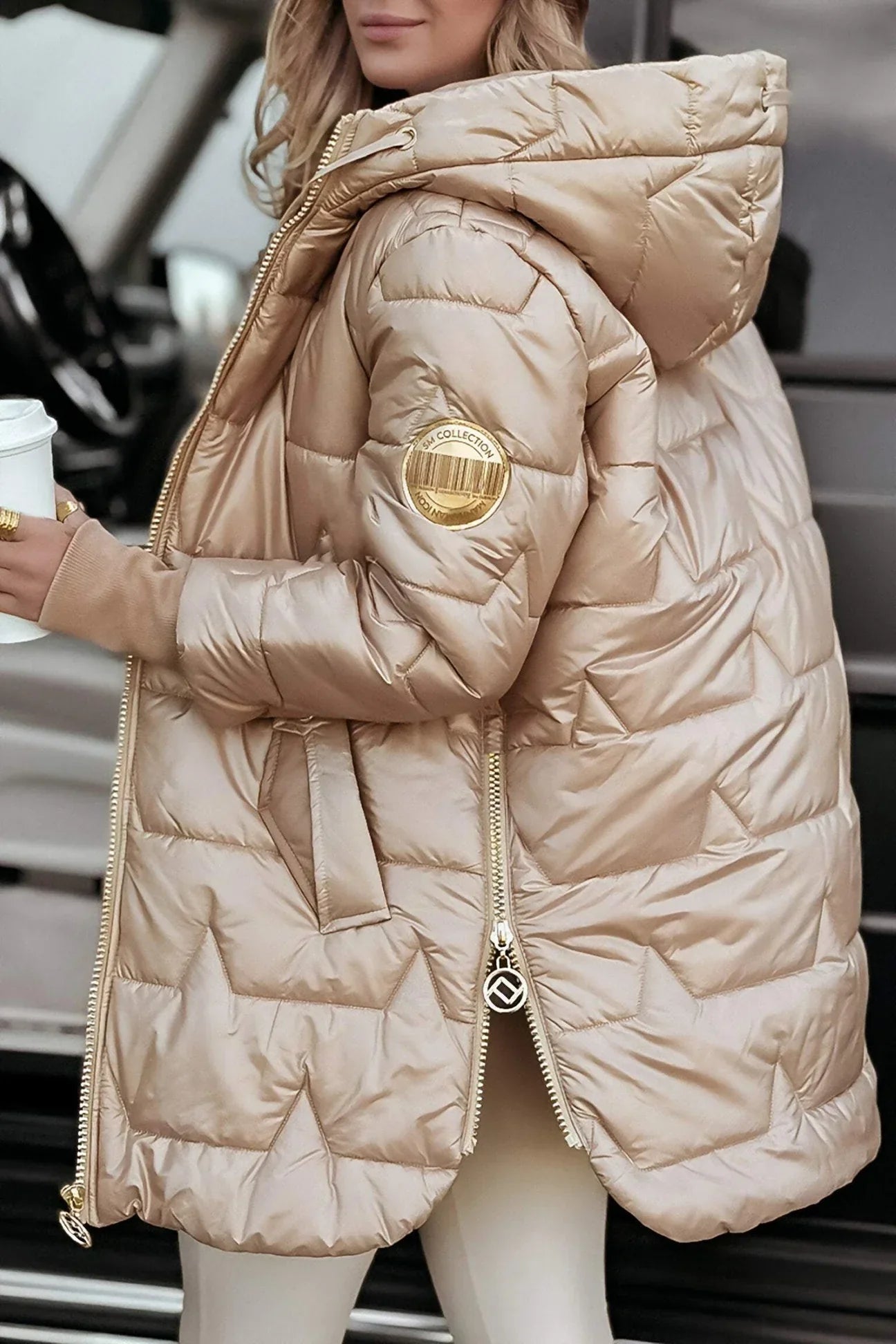 Evelyne™ - Élégant manteau d'hiver avec capuche et rembourrage