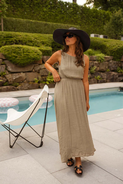 Aveline™ – Robe